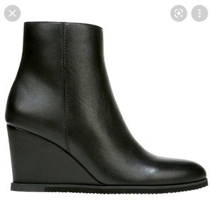 New Naturalizer Garnet Booties Black Size 8.5M